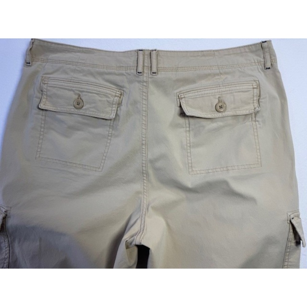 LL Bean Cargo Pants Womens 16 Tan Favorite Fit Stretch Utility Fly Fishing Print - Picture 7 of 16